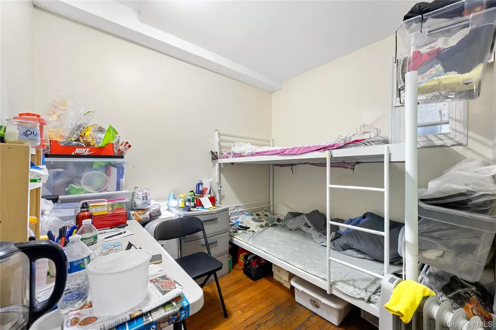 131-44 40th Road Flushing NY 11354