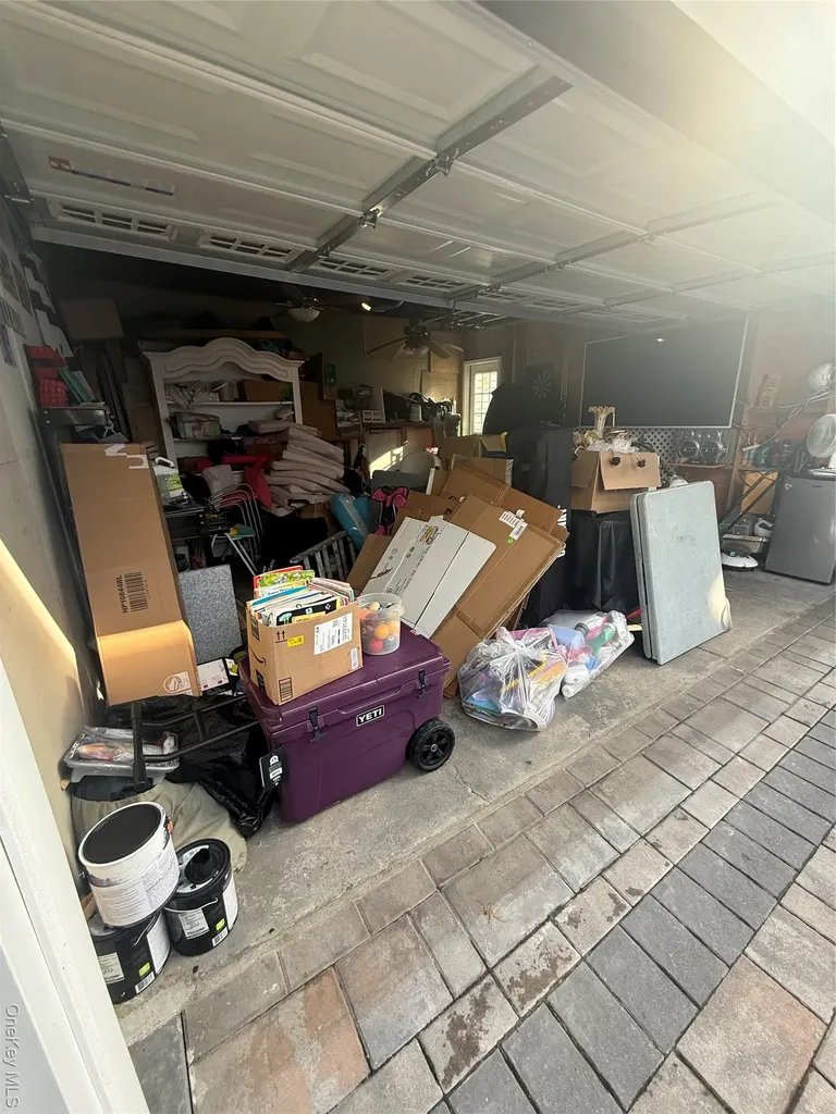 7843 84th Street Glendale NY 11385