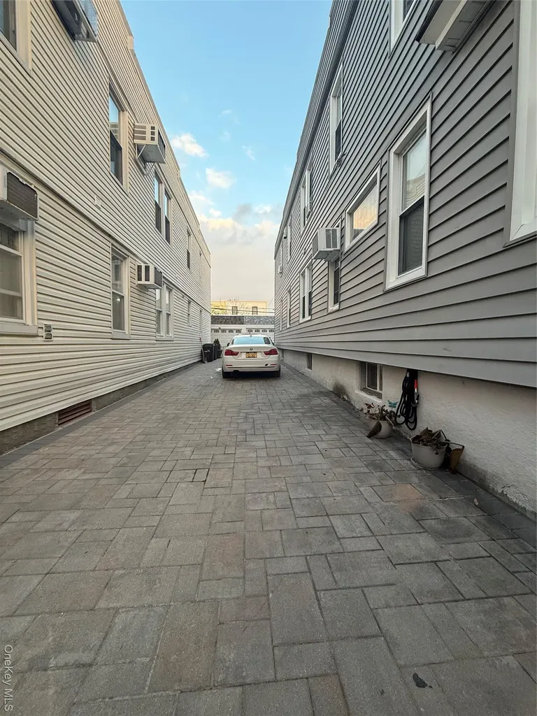 7843 84th Street Glendale NY 11385