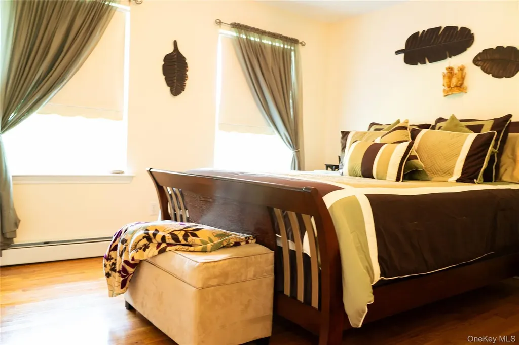 7 Victorian Court Milton NY 12547