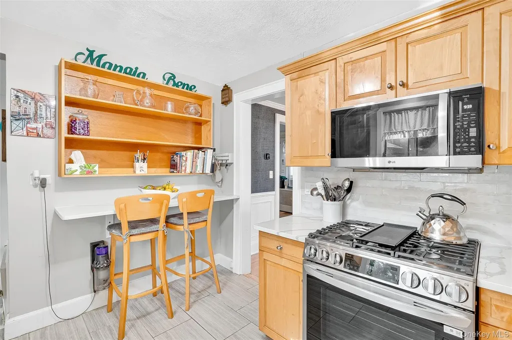 33 Smith Avenue White Plains NY 10605