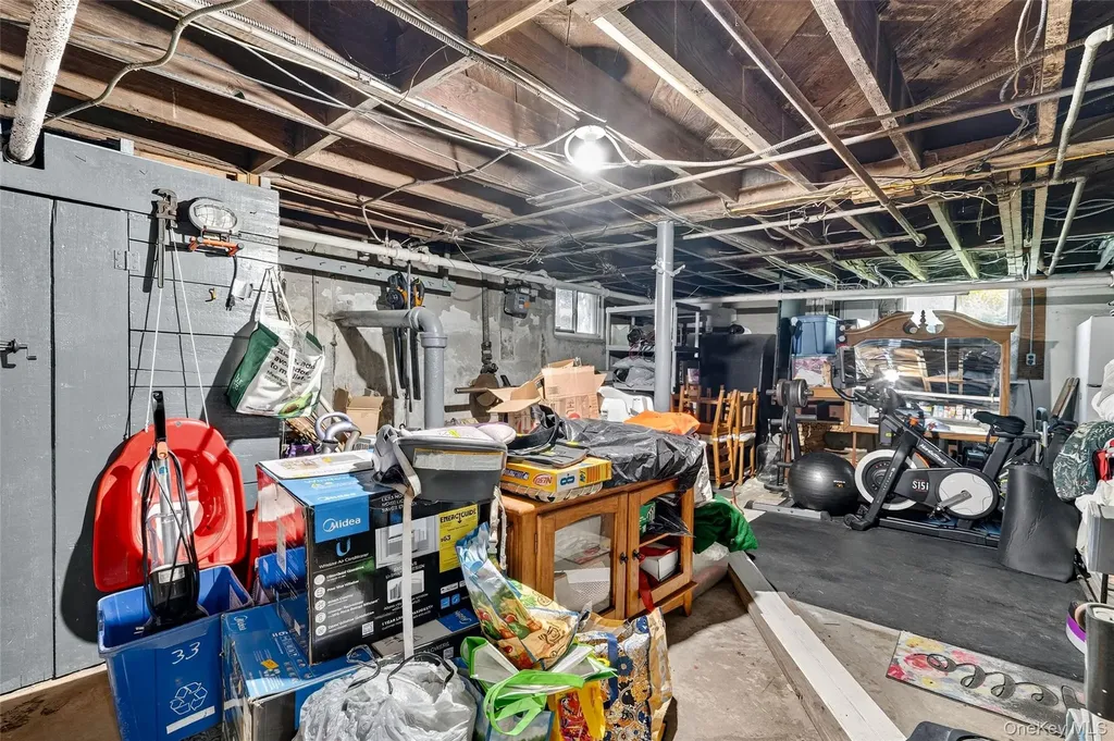 33 Smith Avenue White Plains NY 10605