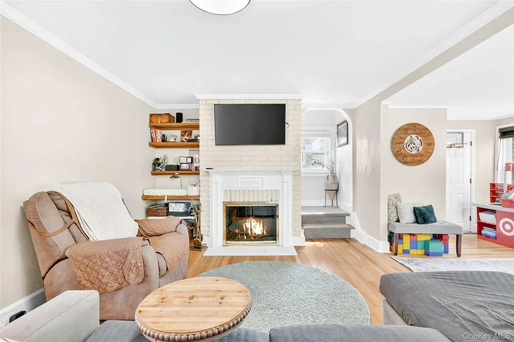 33 Smith Avenue White Plains NY 10605