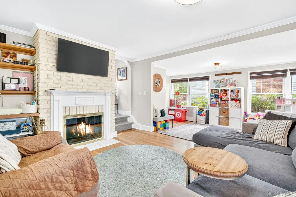 33 Smith Avenue White Plains NY 10605