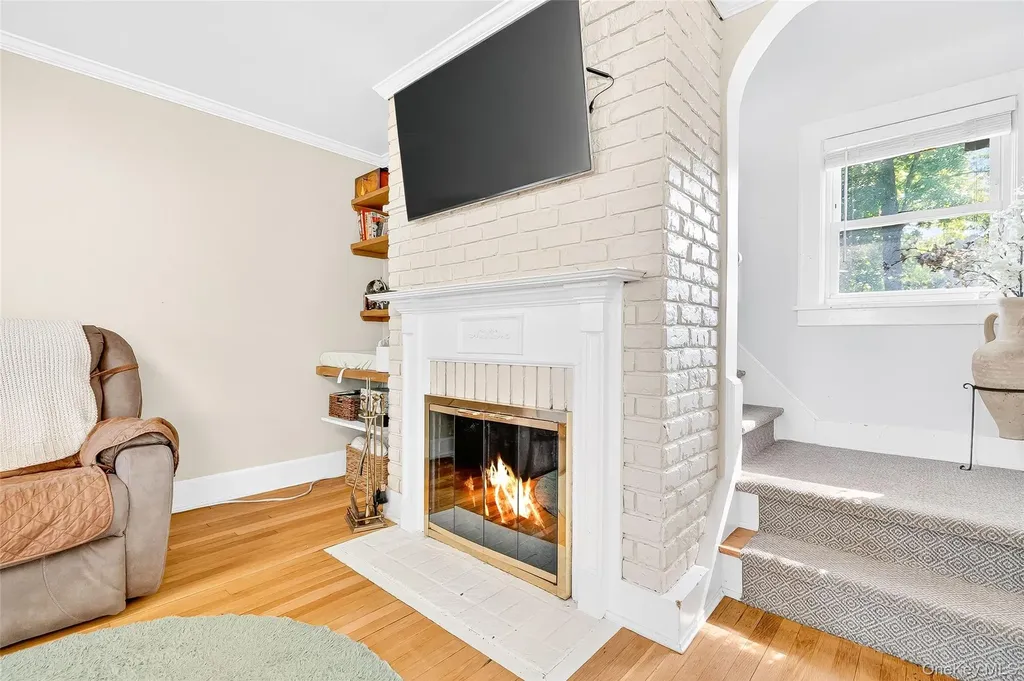 33 Smith Avenue White Plains NY 10605