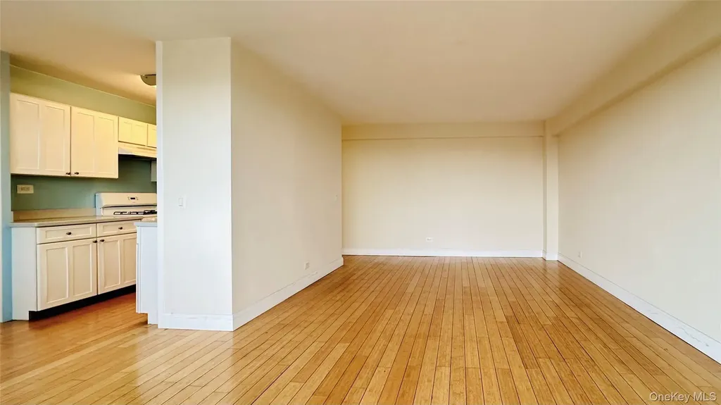 880 Boynton Avenue Bronx NY 10473