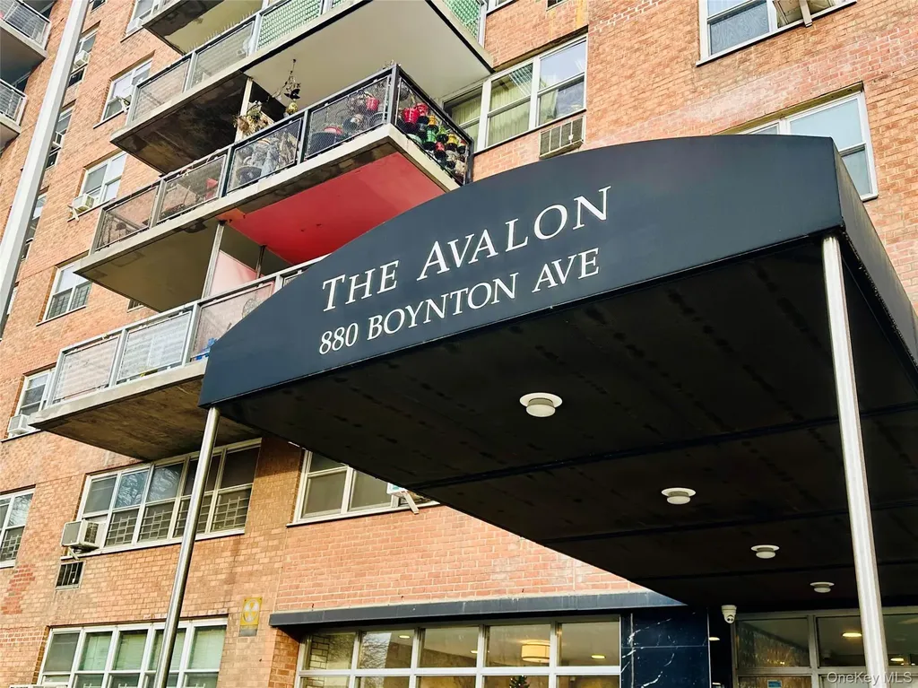 880 Boynton Avenue Bronx NY 10473