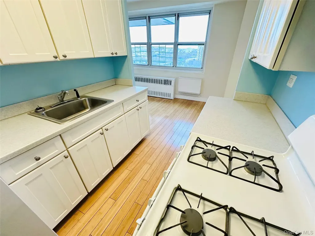 880 Boynton Avenue Bronx NY 10473
