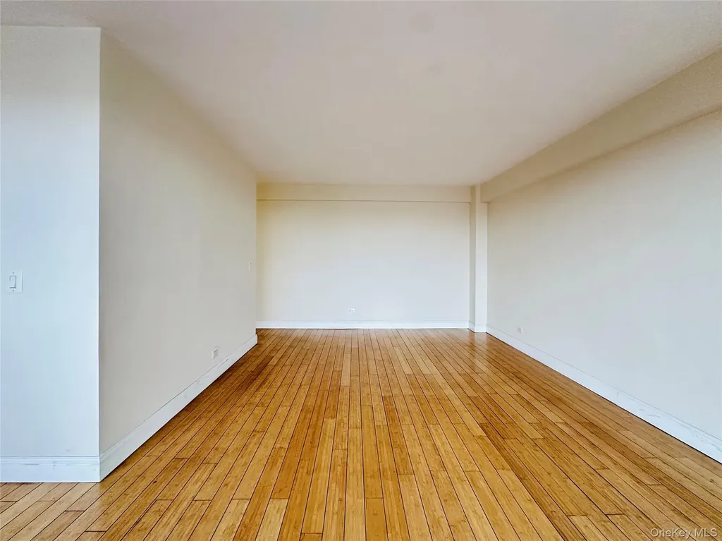 880 Boynton Avenue Bronx NY 10473
