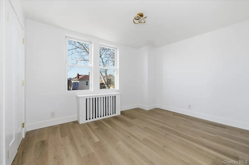1833 Hone Avenue Bronx NY 10461