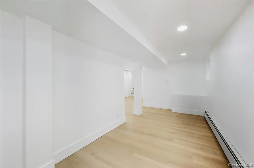 1833 Hone Avenue Bronx NY 10461