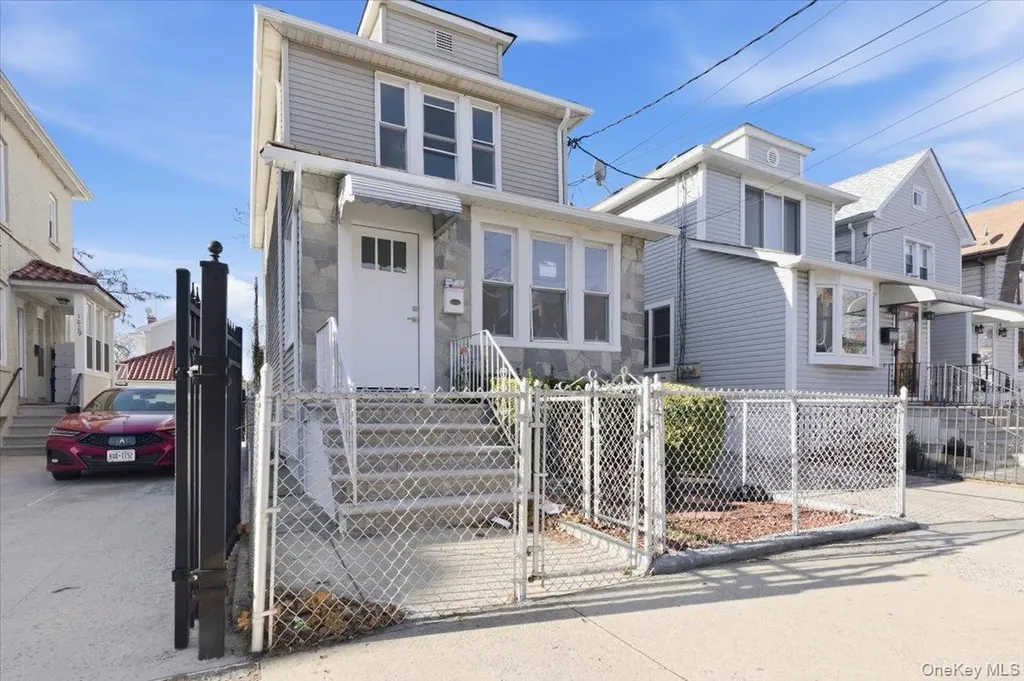 1833 Hone Avenue Bronx NY 10461