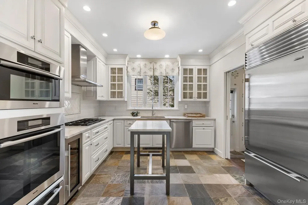 257 Barnard Road Larchmont NY 10538