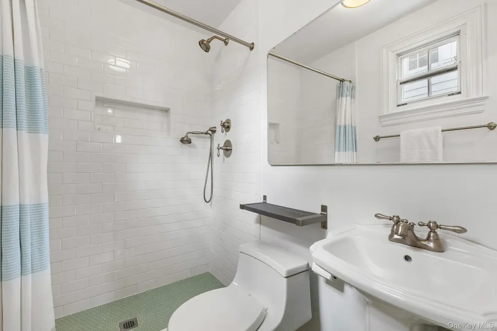 257 Barnard Road Larchmont NY 10538
