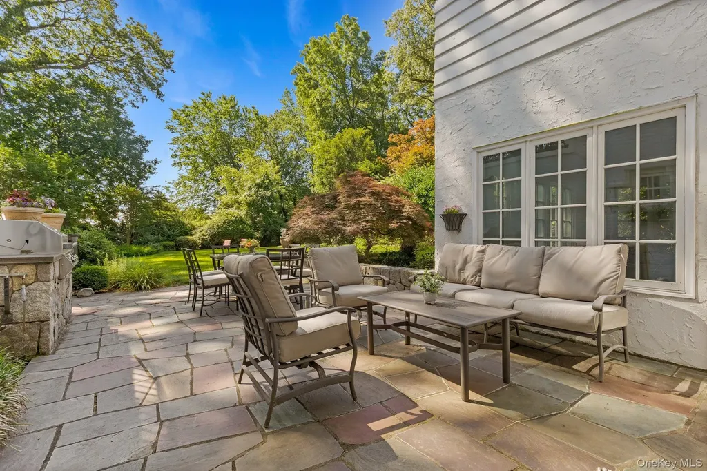 257 Barnard Road Larchmont NY 10538