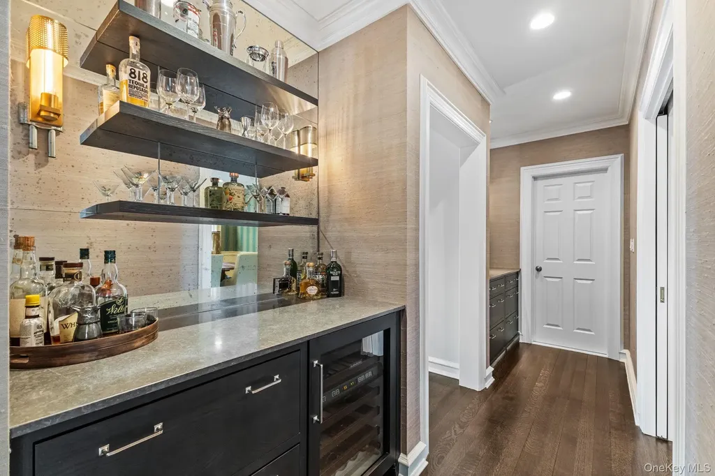 491 S Barry Avenue Mamaroneck NY 10543