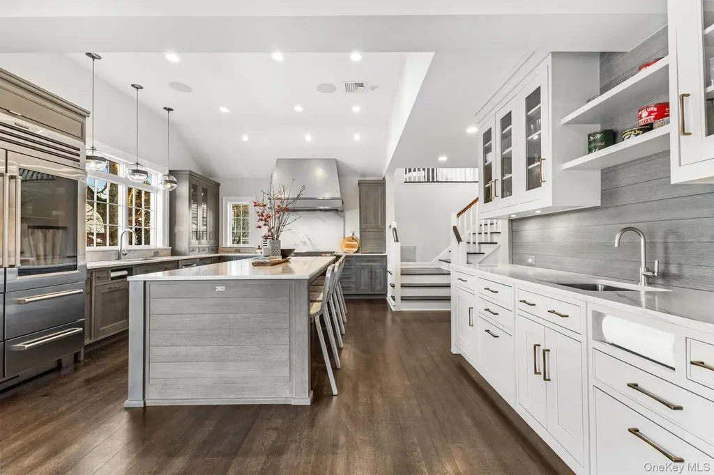 491 S Barry Avenue Mamaroneck NY 10543
