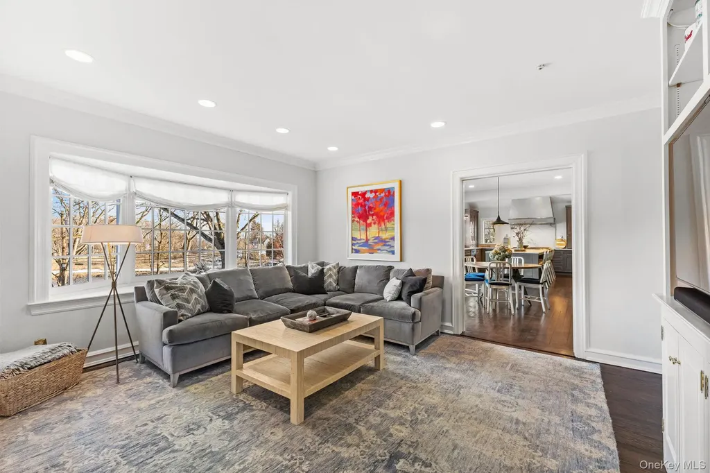 491 S Barry Avenue Mamaroneck NY 10543