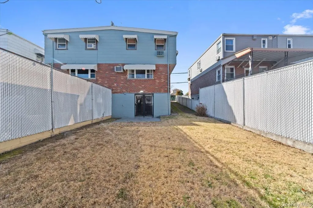2536 Tiemann Avenue Bronx NY 10469