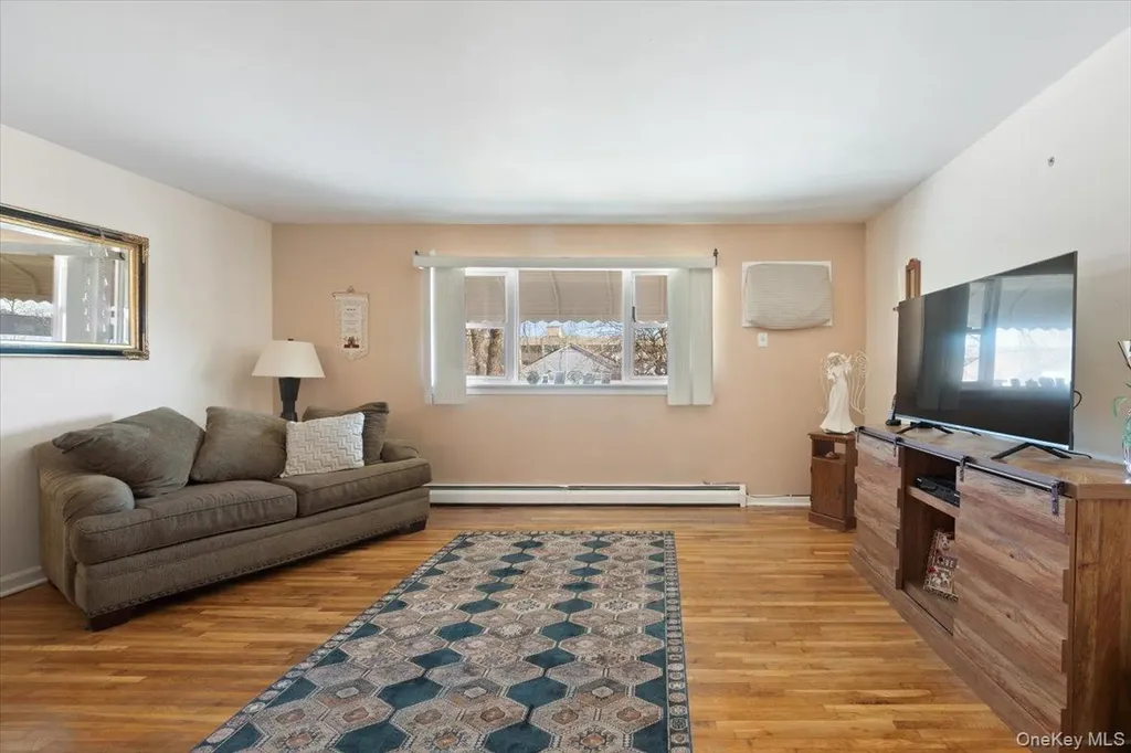 2536 Tiemann Avenue Bronx NY 10469