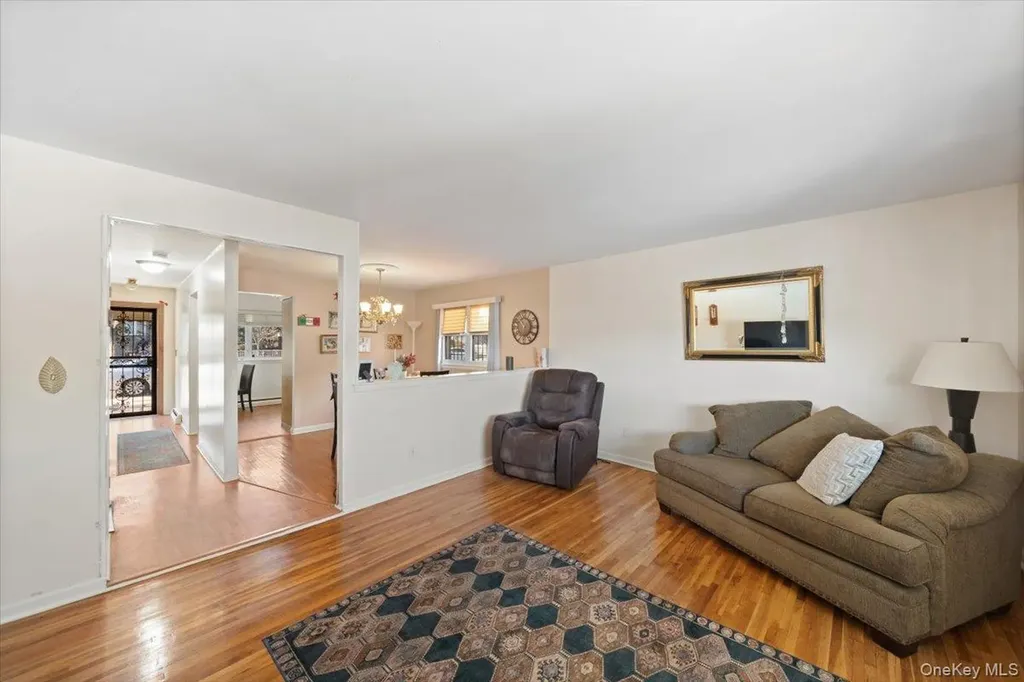 2536 Tiemann Avenue Bronx NY 10469