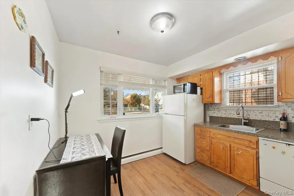 2536 Tiemann Avenue Bronx NY 10469