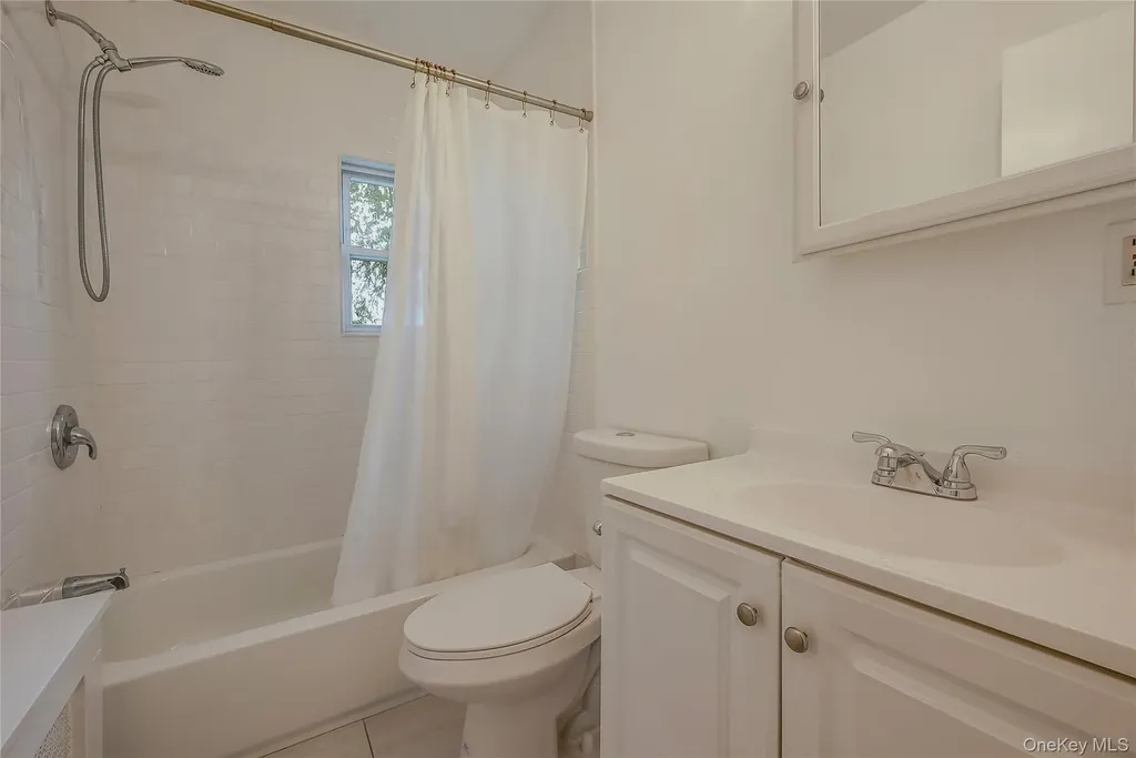 148 S 4th Street Bethpage NY 11714