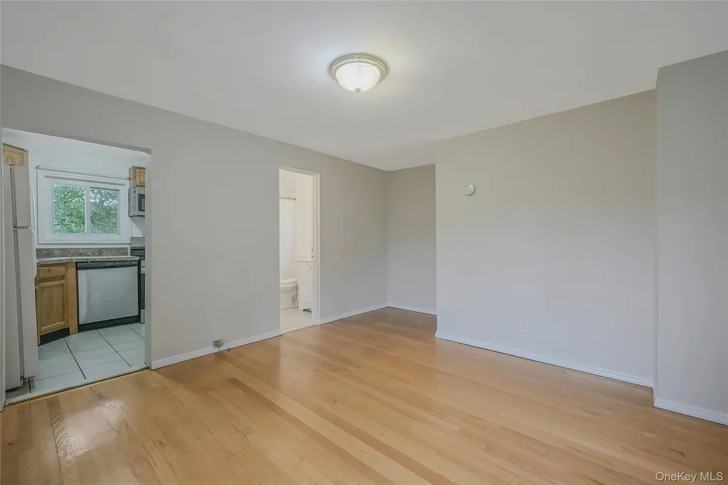 148 S 4th Street Bethpage NY 11714