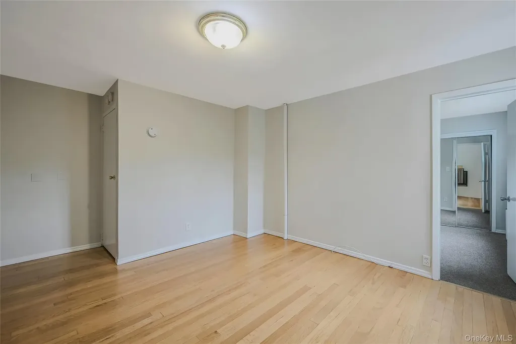 148 S 4th Street Bethpage NY 11714