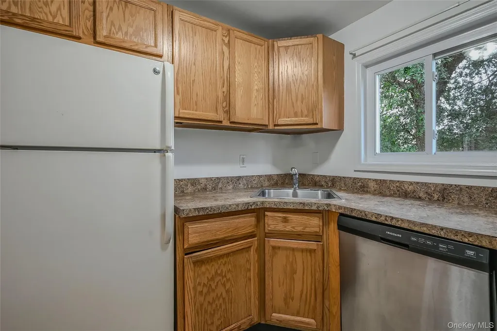 148 S 4th Street Bethpage NY 11714