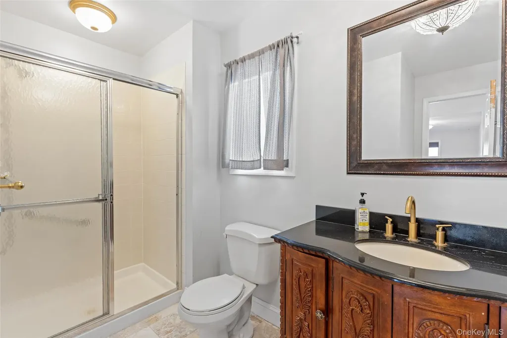 13 Mesa Place Nanuet NY 10954