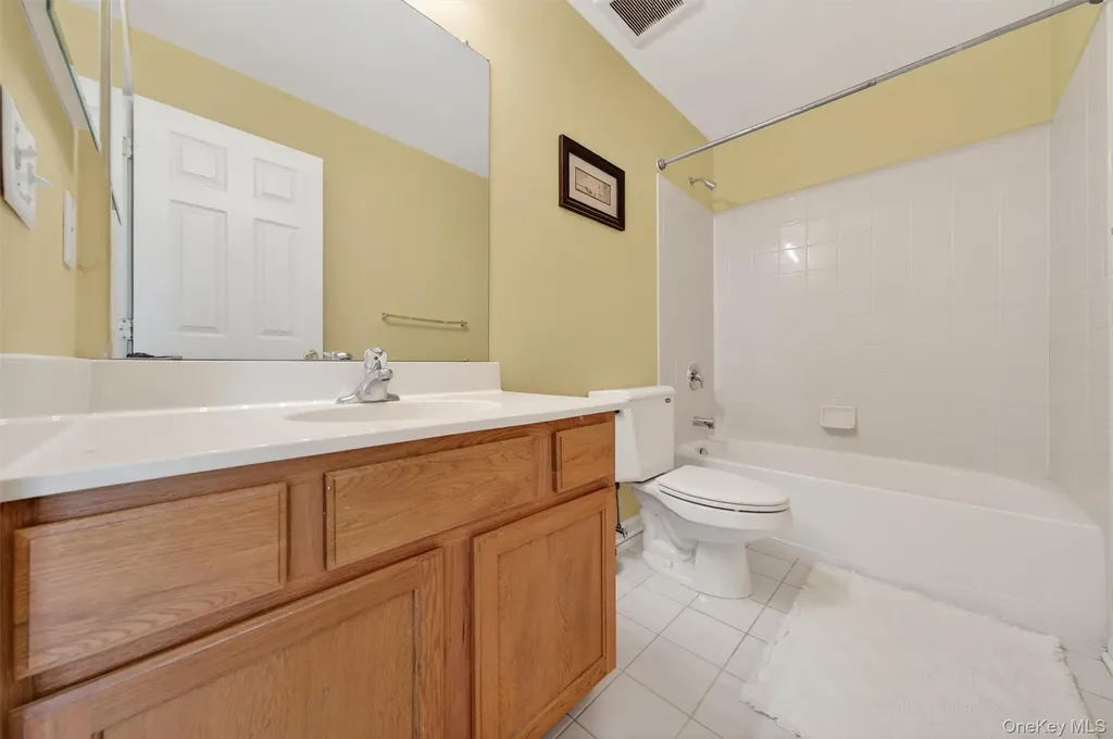 11 Gillian Court Monroe NY 10950