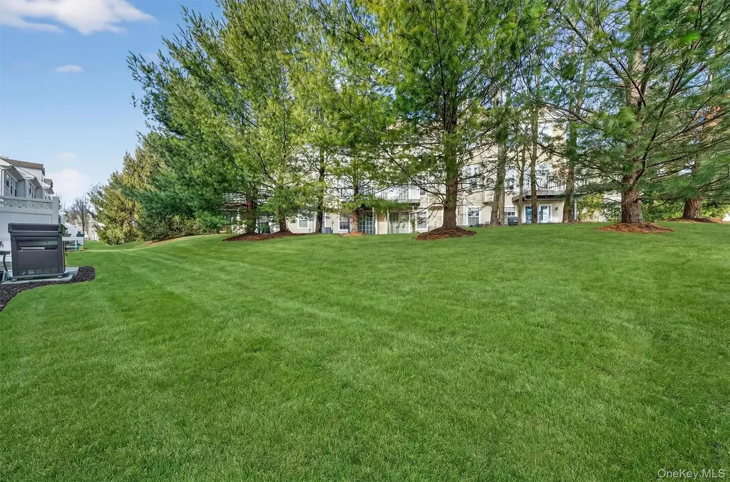 11 Gillian Court Monroe NY 10950
