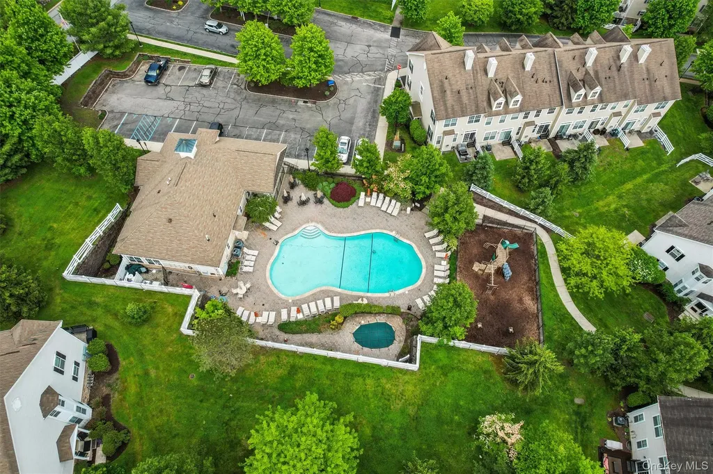 11 Gillian Court Monroe NY 10950