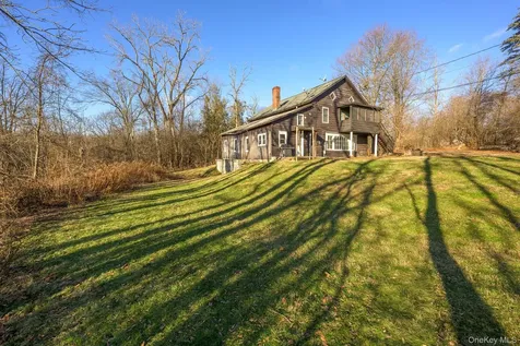 91 Scheller Park Road West Coxsackie NY 12192