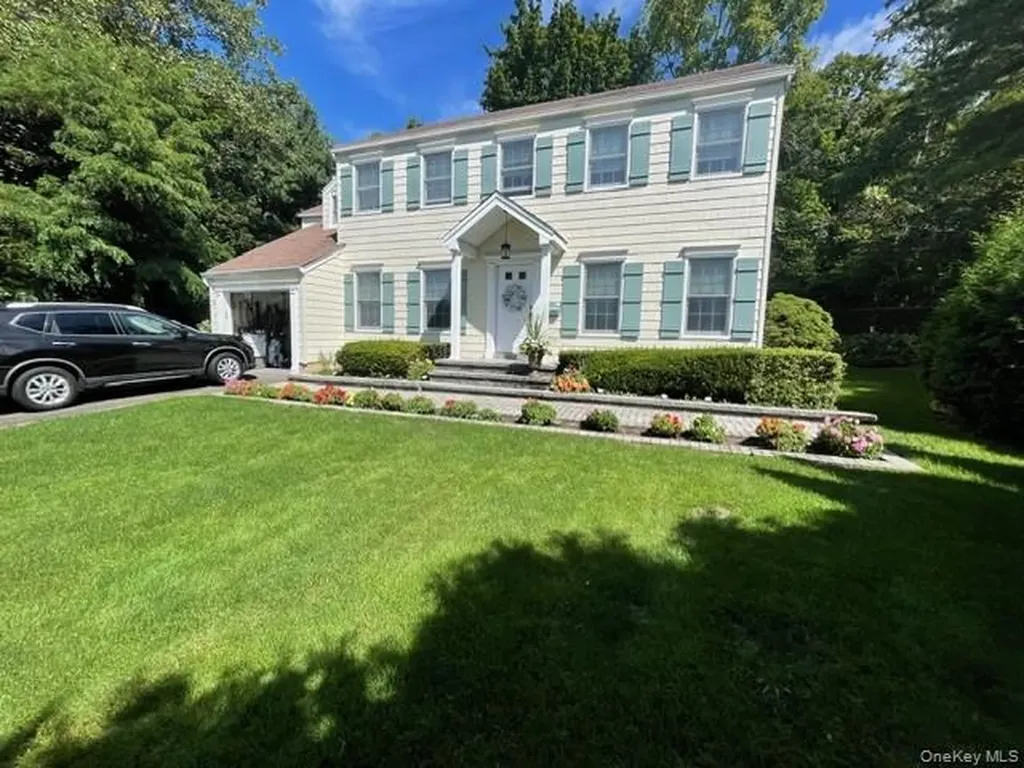 145 Shore Road Manhasset NY 11030