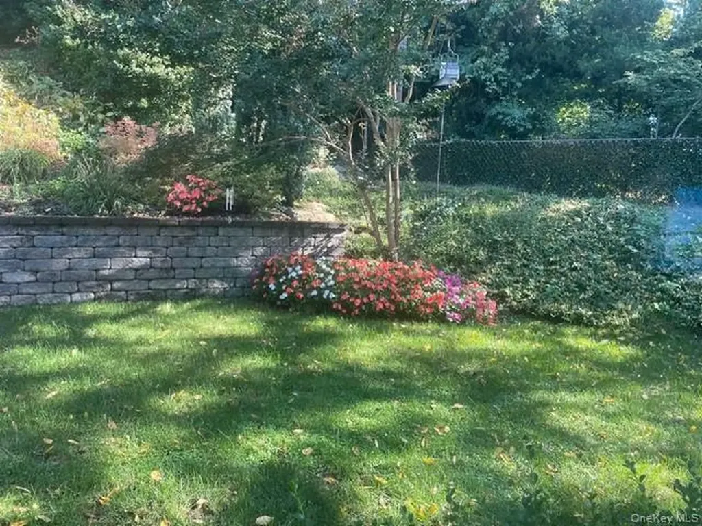 145 Shore Road Manhasset NY 11030