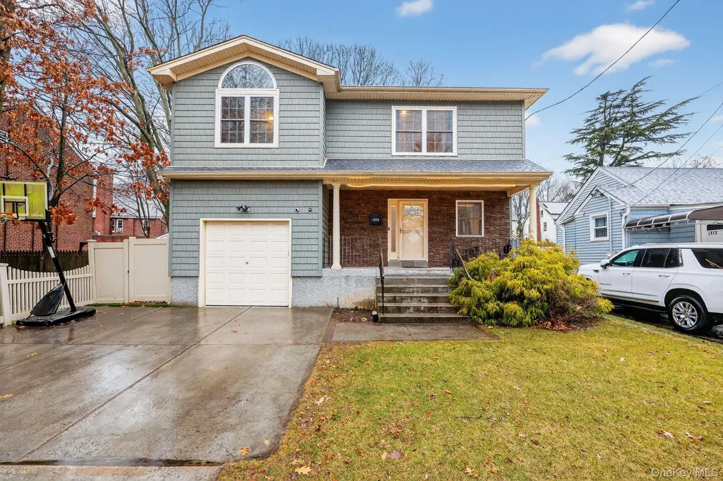 1878 Lake Drive W Baldwin NY 11510