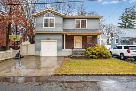 1878 Lake Drive W Baldwin NY 11510