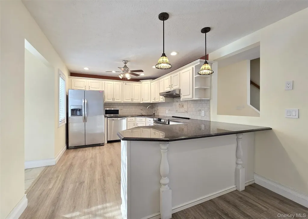 2 Franklin Street Coram NY 11727