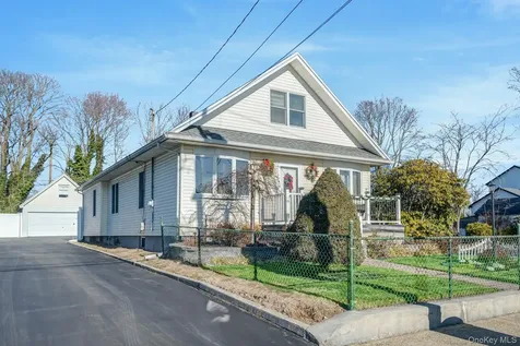 4 W William Street Bay Shore NY 11706