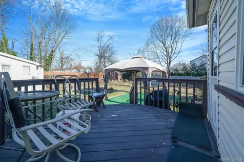 4 W William Street Bay Shore NY 11706