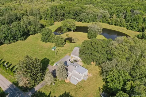 89 Deer Pond Road Verbank NY 12585