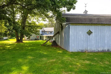 89 Deer Pond Road Verbank NY 12585