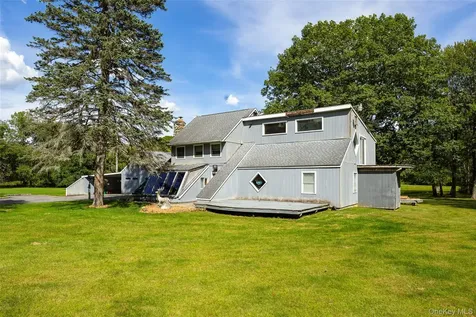 89 Deer Pond Road Verbank NY 12585