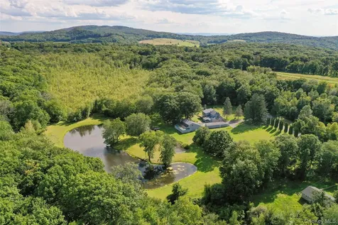 89 Deer Pond Road Verbank NY 12585