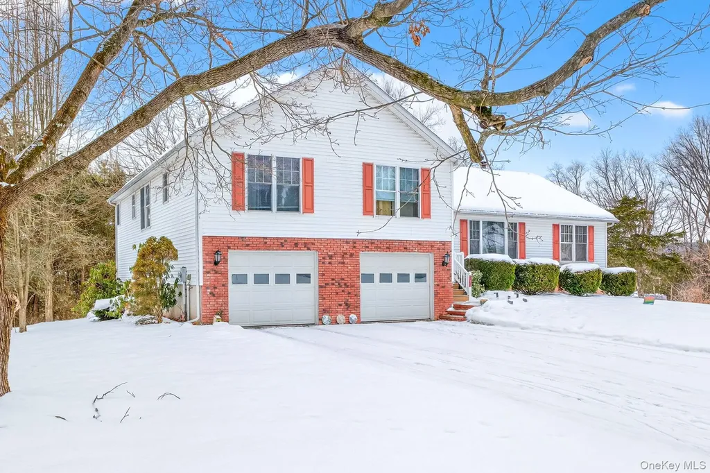 162 Hilltop Drive Hurley NY 12443