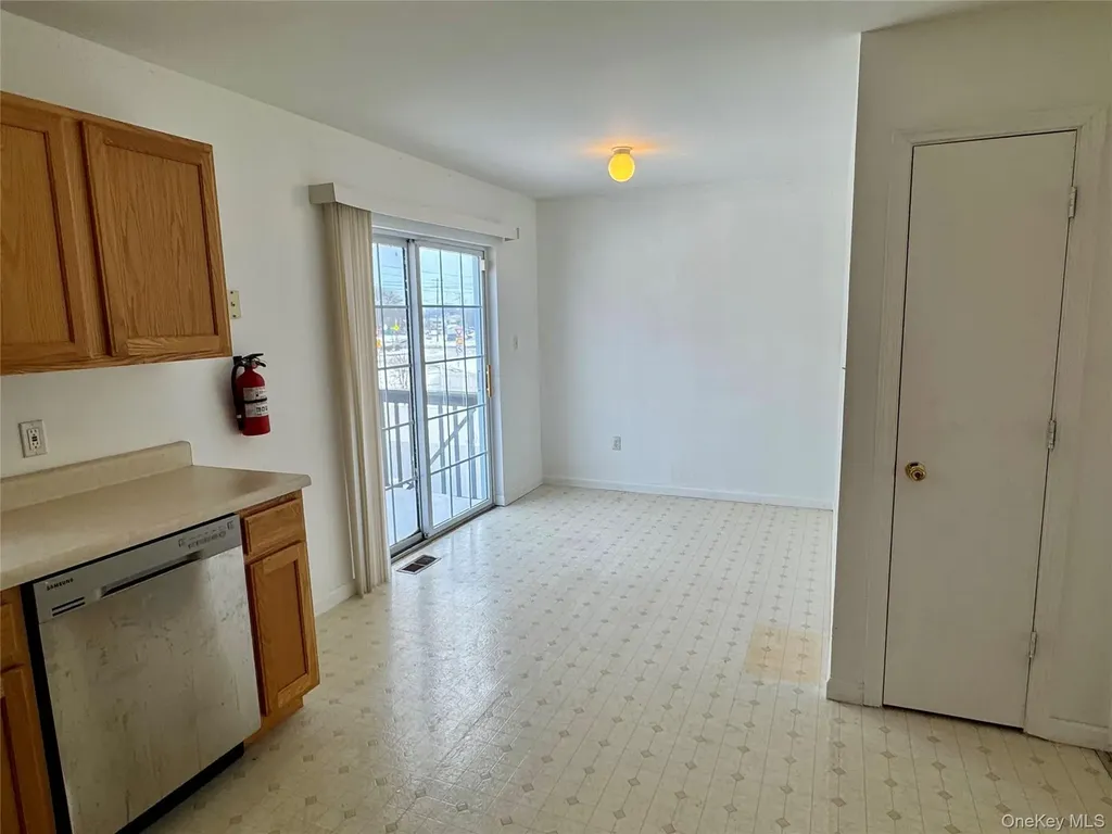 23 Peach Place Middletown NY 10940