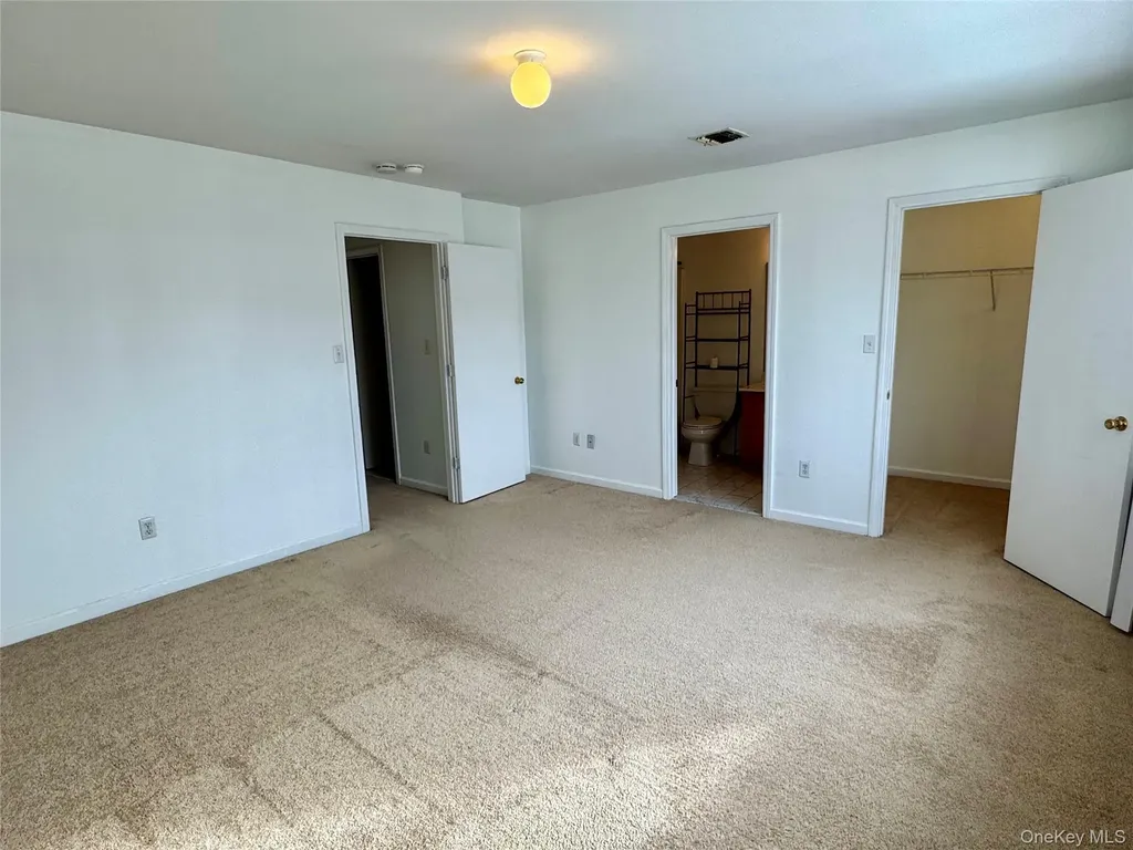 23 Peach Place Middletown NY 10940