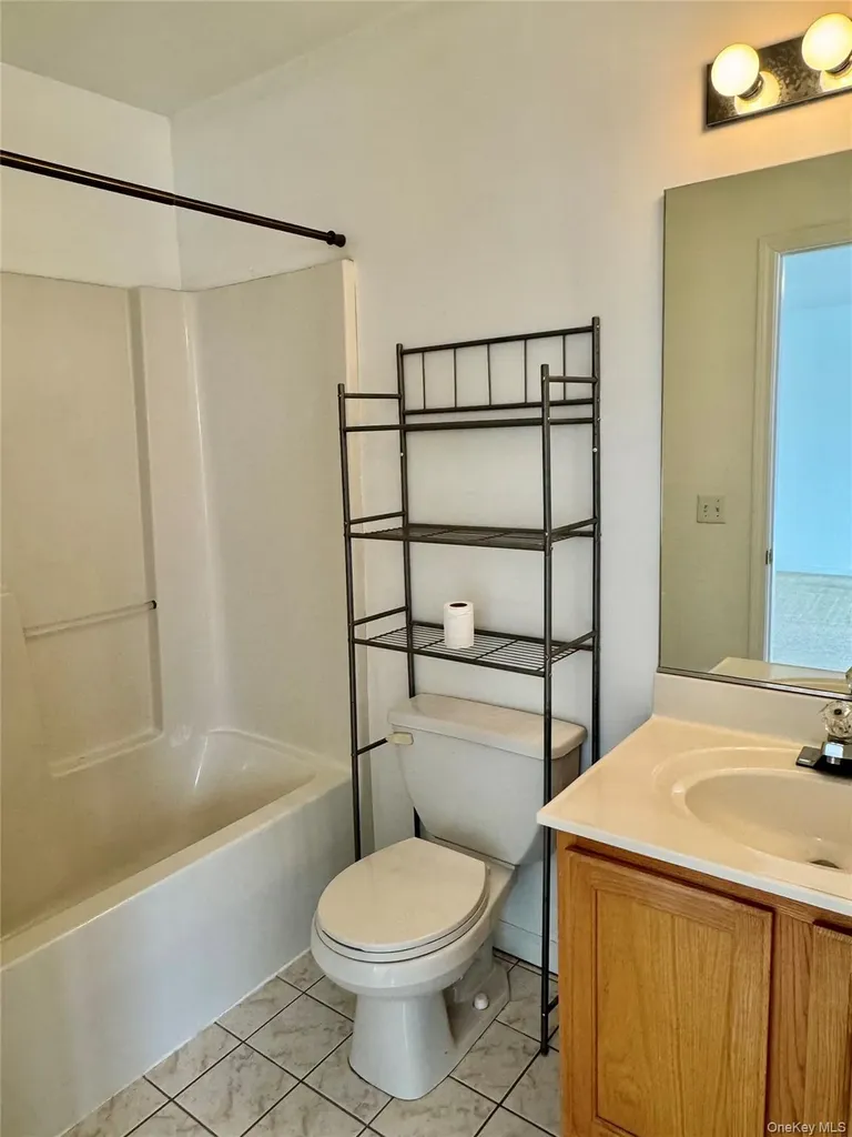 23 Peach Place Middletown NY 10940
